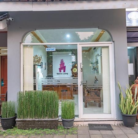 Metro Malioboro Living 호텔 요그야카르타 외부 사진