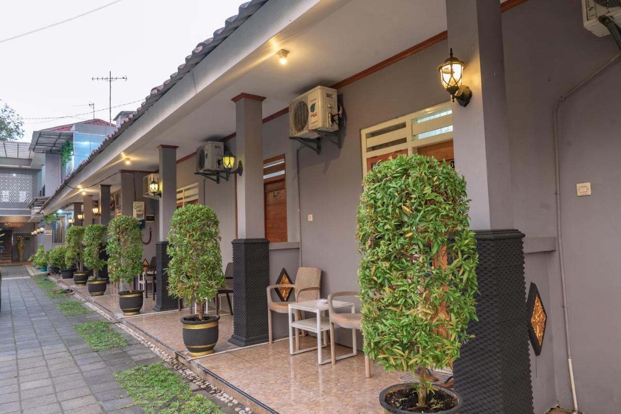 Metro Malioboro Living 호텔 요그야카르타 외부 사진